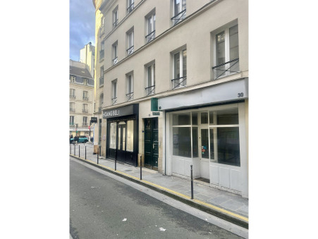 PARIS 3EME ARRONDISSEMENT 2 380 €
