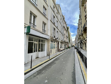 A louer local commercial 2 380 €  Paris 3eme Arrondissement