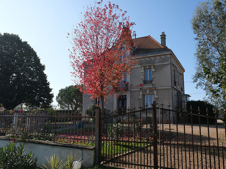 Mably  695 000 €