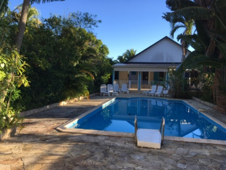 A vendre maison Lamentin 97129; 424 000 € 