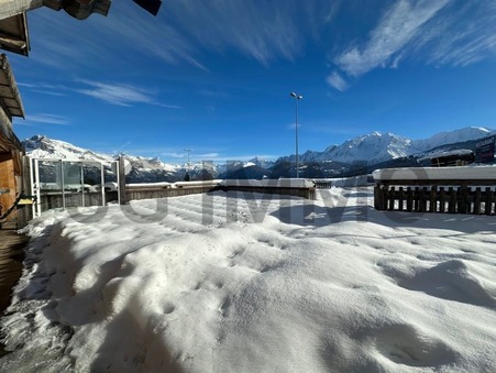 COMBLOUX  200 000 €