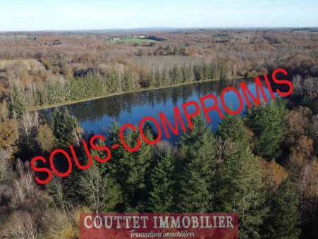CONFOLENS  137 800 €
