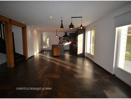 SAINT BONNET PRES ORCIVAL  336 000 €