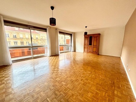 Saint-étienne  160 000 €