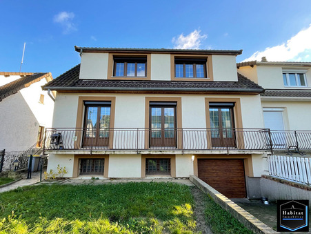 Saint mard  372 000 €