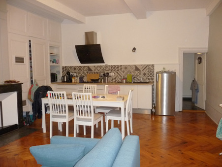 Montbrison  145 000 €