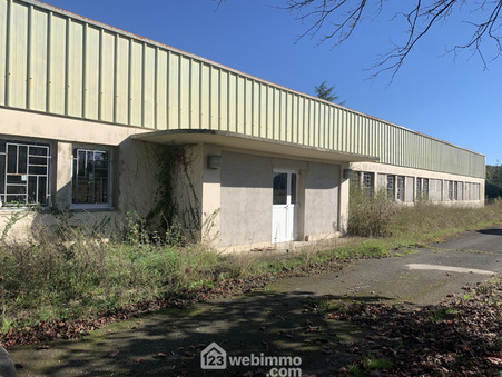 Iteuil  250 000 €