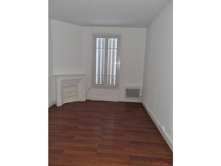 PAVILLONS-SOUS-BOIS 1 090 €