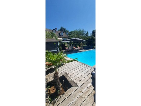 Salers  259 700 €