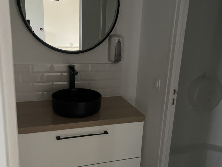 Location local professionnel Paris 4eme Arrondissement Réf. 101422