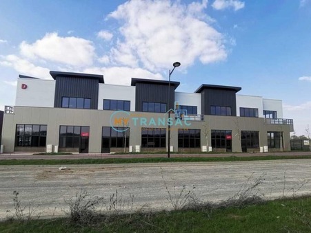 Saint-Pierre-du-Perray  684 400 €