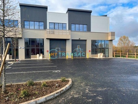 Saint-Pierre-du-Perray  684 400 €