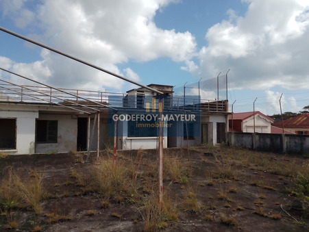 Local commercial 648 000 €  sur Pointe-à-Pitre (97110) - Réf. 1.23456