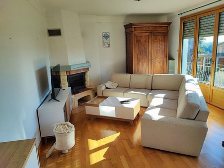 Saint-Maixent-l'école  166 380 €