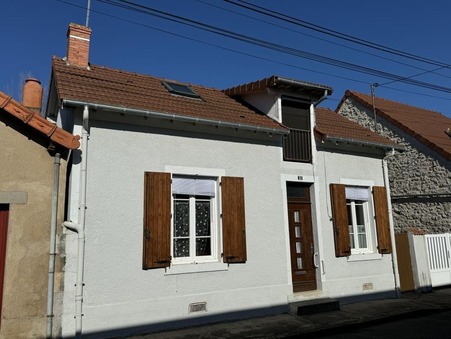 SAINT AMAND MONTROND 65 000 €