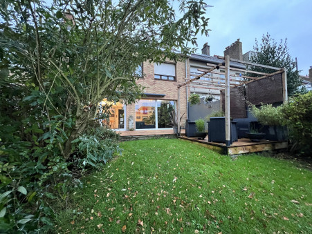 COUDEKERQUE BRANCHE  360 000 €