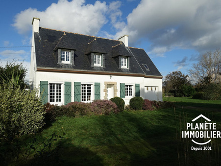 Plozévet  369 910 €