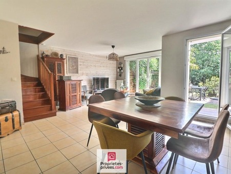 Achères  435 000 €