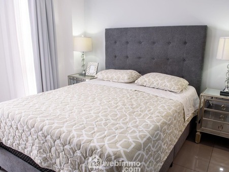 Saint-Denis  287 600 €