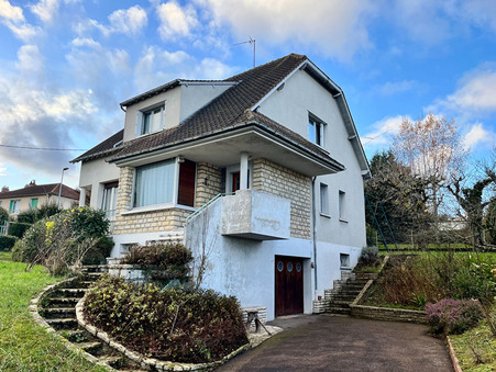 Auxerre  212 000 €