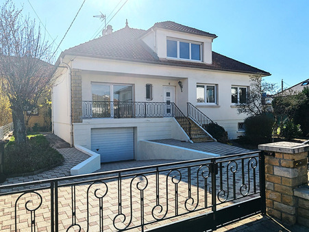 Yutz  379 900 €