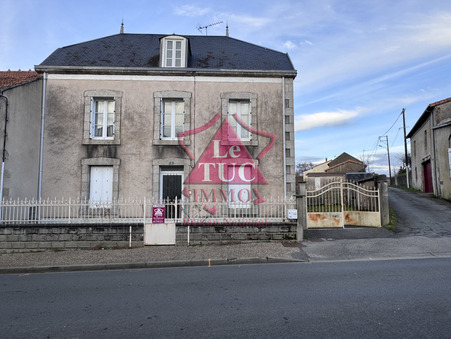 Secondigny  122 000 €