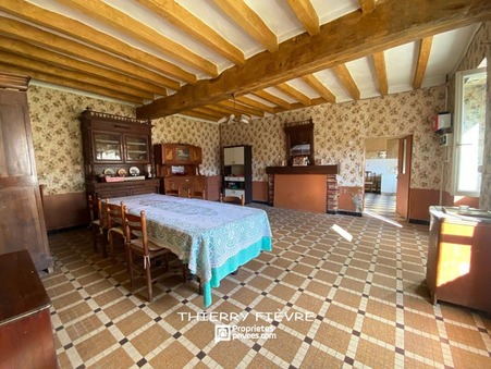 Beaumont-en-Véron  199 999 €