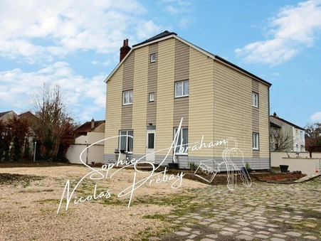 Toury  234 900 €