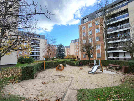 Versailles  520 000 €
