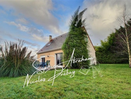 Janville-en-Beauce  167 990 €