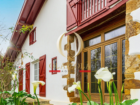 Amorots succos  627 000 €