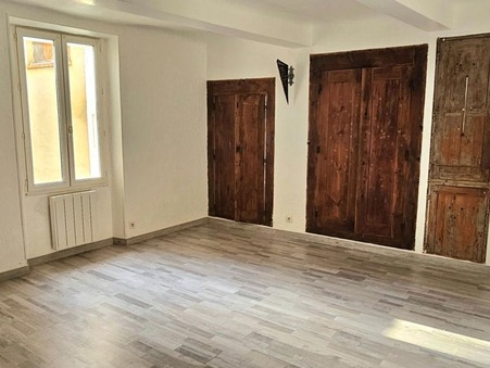 Claviers  165 000 €