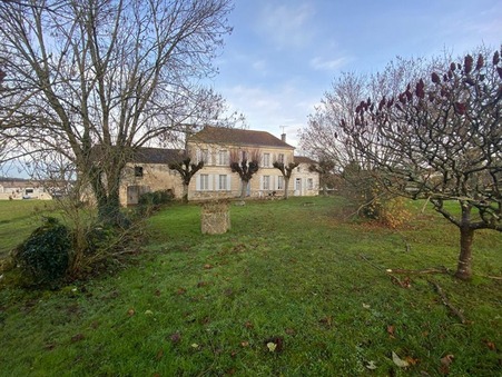 Plassay  349 900 €