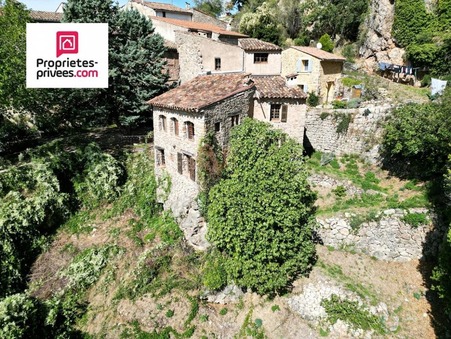 Châteaudouble  250 000 €