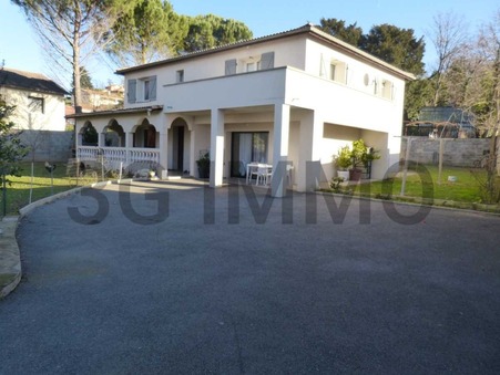 LE PEAGE DE ROUSSILLON  395 000 €