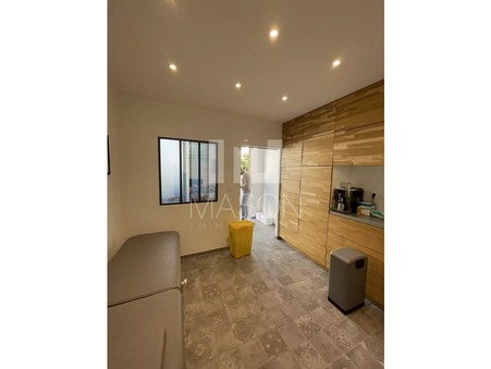 Vente local commercial 75 000 €  Nice