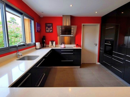 Maison sur Blaye ; 445 000 €  ; Achat Réf. 11_4803