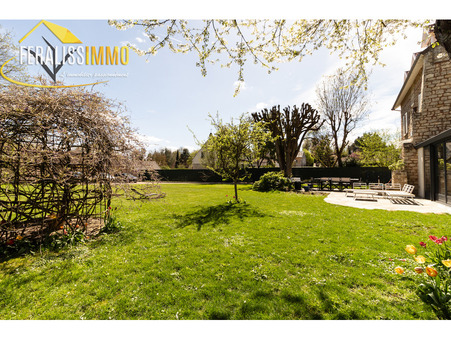 Maison sur Seraincourt ; 595 000 €  ; A vendre Réf. 9083