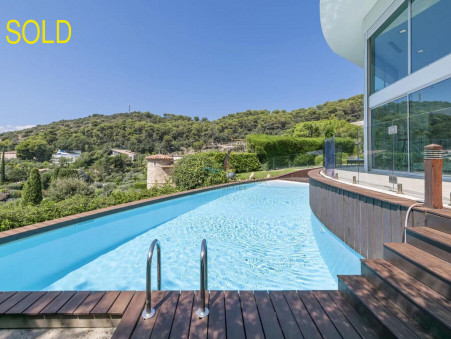Villa sur Villefranche sur Mer ; 3 950 000 €  ; Achat Réf. 36