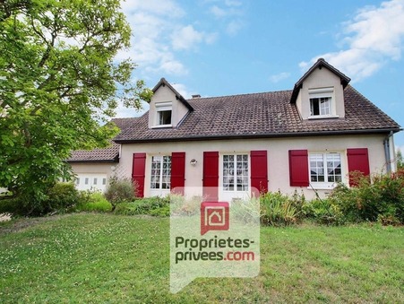 Villemandeur  225 000 €