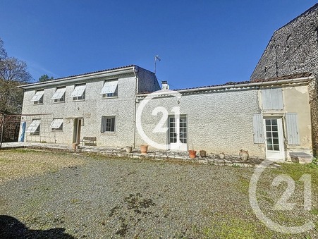Gensac la pallue  212 000 €