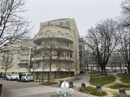DIJON  117 000 €