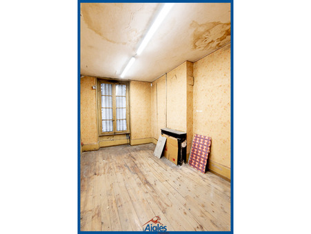 A vendre immeuble Saint-Germain-Lembron 63340; 110 700 € 