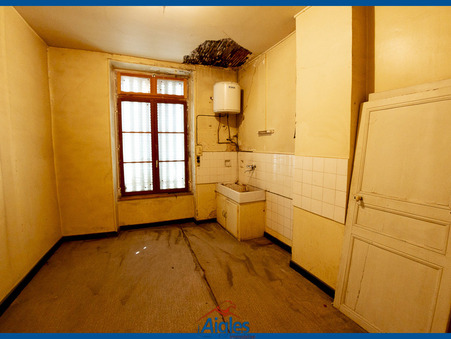 Immeuble 110 700 €  Réf. 2_870 Saint-Germain-Lembron