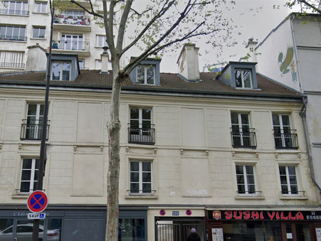 Paris  162 €