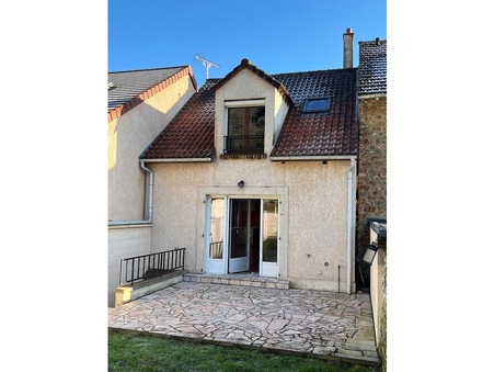 HARDRICOURT  255 000 €