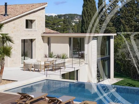 Mougins 32 000 €