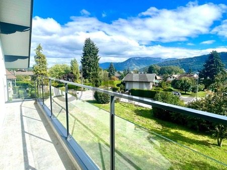 ANNECY  569 000 €