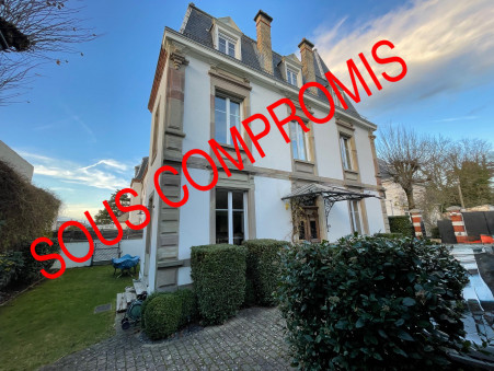 MULHOUSE  889 000 €