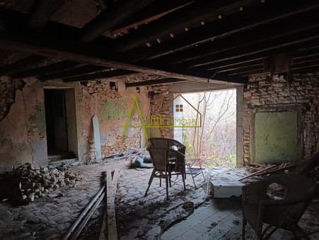 Saint-Hilaire-de-Gondilly 30 000 €